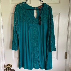 Brand new with tags Teal Tunic with lace size 3xl